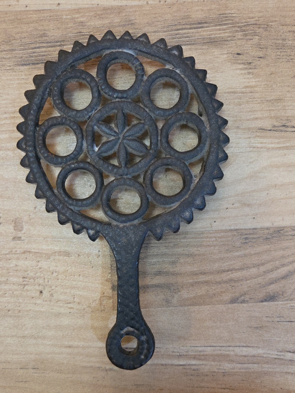 Vintage Medium Cast Iron Trivet Circular Flower Centre